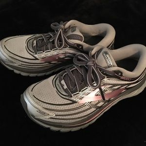 Women’s brooks glycerine running shoes